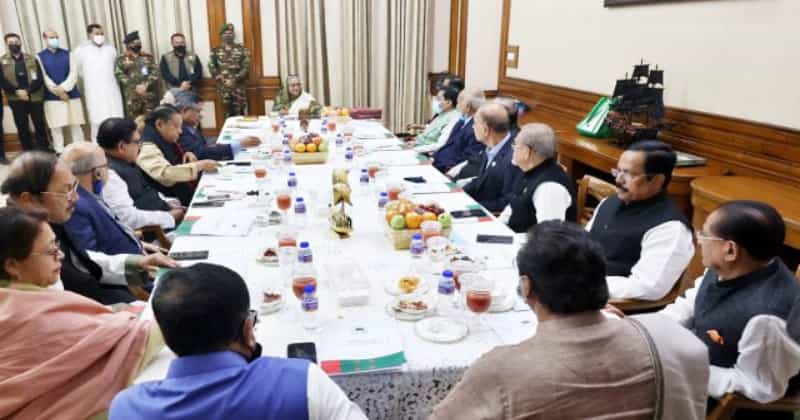 আওয়ামী লীগের নতুন সভাপতিমণ্ডলীর সভায় দলের সভাপতি ও প্রধানমন্ত্রী শেখ হাসিনা