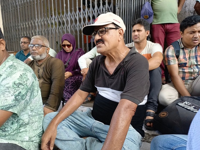 ভুক্তভোগী সাংবাদিক লিয়াকত আলী বাদল