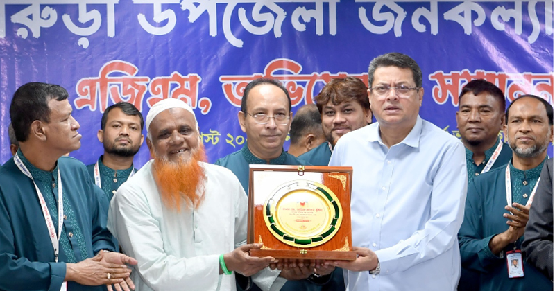 অভিষেক অনুষ্ঠানে গৃহায়ন ও গণপূর্ত মন্ত্রী জাকারিয়া তাহের